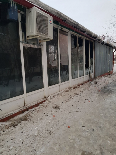 В Мурманской области горел цветочный павильон Павильон