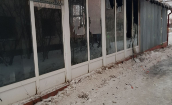 В Мурманской области горел цветочный павильон Павильон