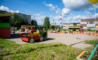 Яркая площадка появилась в Мурманске Площадка