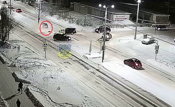 В Мурманской области автомобиль снес дорожный знак ДТП