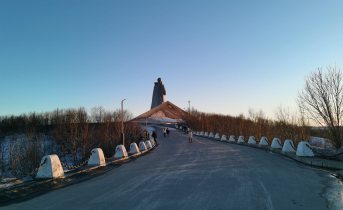 В Мурманске перекрыли проезд к Алеше Алеша
