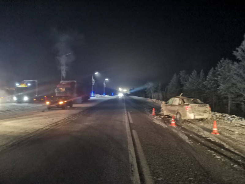 В ДТП на трассе в Мурманской области пострадал человек В ДТП на трассе в Мурманской области пострадал человек