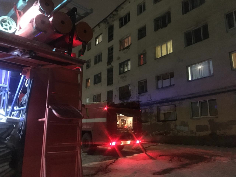 Два человека пострадали из-за пожара в Апатитах Пожар в Апатитах