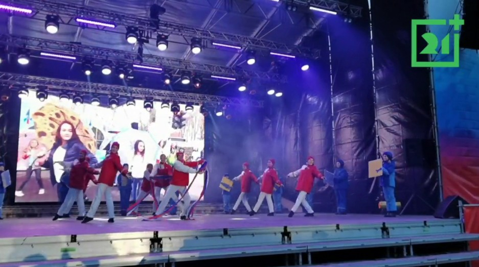В центре Мурманска отгремел праздничный концерт Концерт