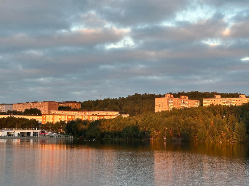 город
