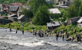 Нашествие горбуши ожидается в Мурманской области Рыбаки