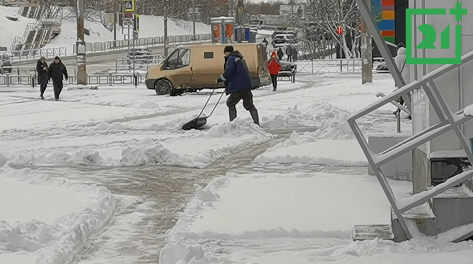 Снегопады в Мурманской области Снег