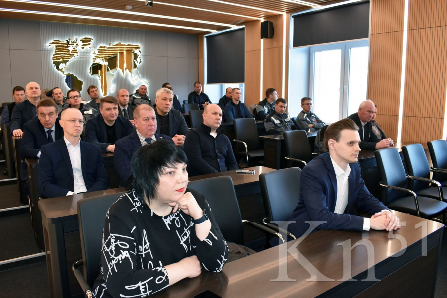 Кольская ГМК и «Росбанк» укрепляют сотрудничество Кольская ГМК и «Росбанк» укрепляют сотрудничество