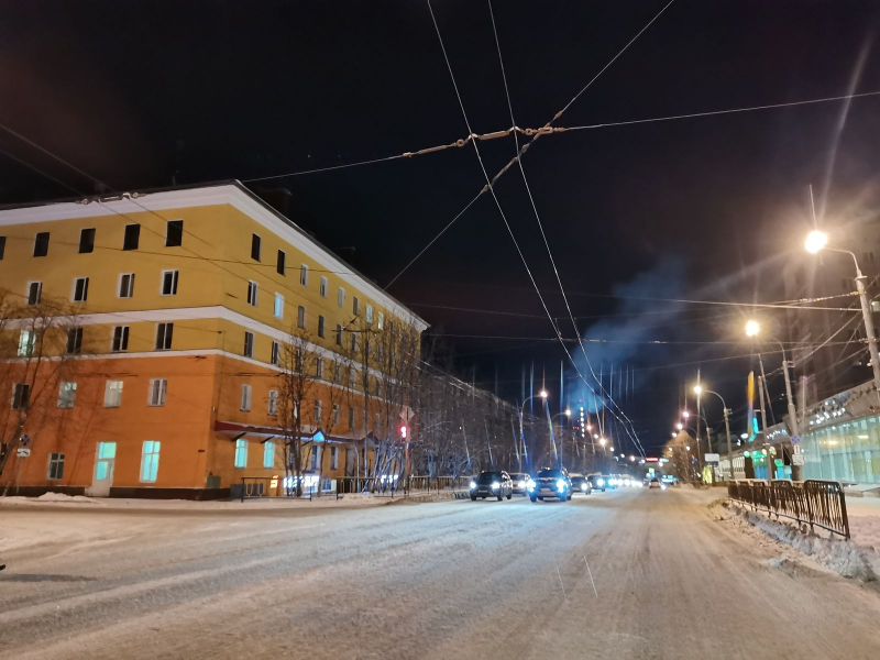 Ребенка с тяжелой травмой на вертолете эвакуировали в Мурманск Мурманск