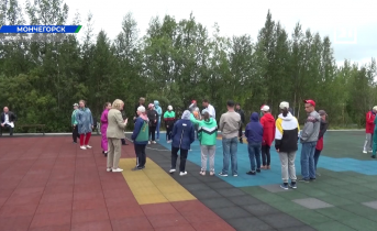 Цирк с концертом приехал в Мурманскую область Группа людей