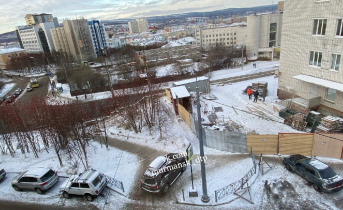 Парковка перед пешеходным переходом возмутила мурманчан Парковка