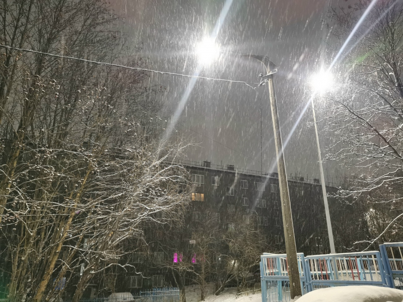 Опять зима? Мурманск накрыл снег Зима