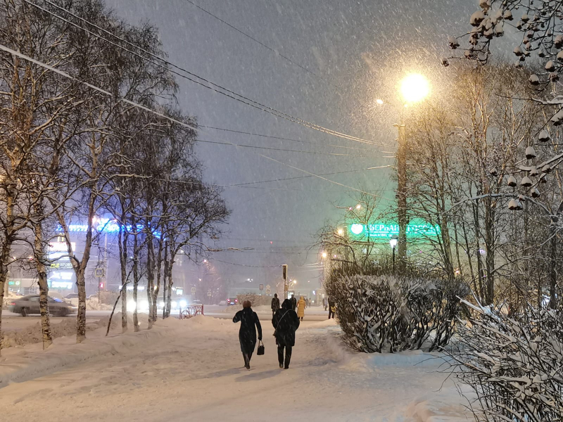 В Мурманске выпала треть месячной нормы осадков Снегопад
