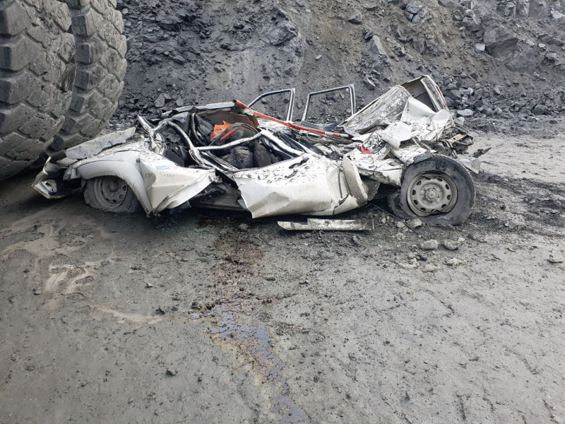 В Заполярье вынесли приговор водителю самосвала, раздавившего автомобиль с людьми Машина