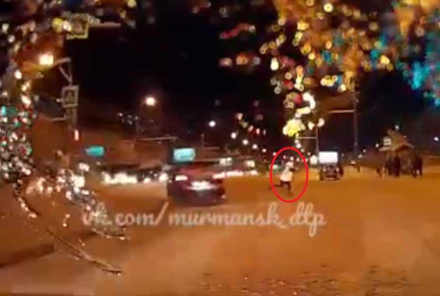 В Мурманске водитель чудом избежал аварии с пешеходом ДТП