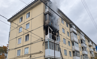 Настоящие герои: в Мурманске из горящей квартиры прохожие спасли ребёнка Мурманск