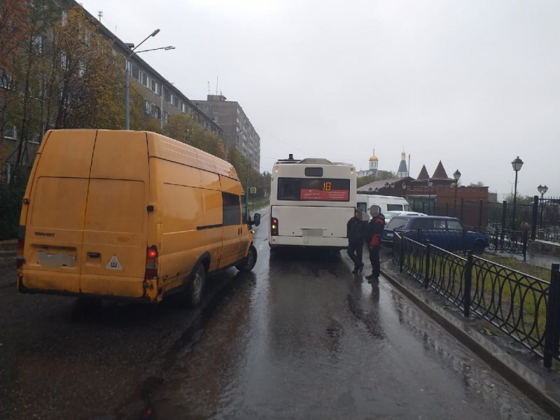 В Мурманске произошло ДТП с участием общественного транспорта ДТП