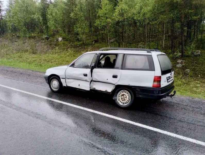 Тройное ДТП произошло в Мурманской области Авария