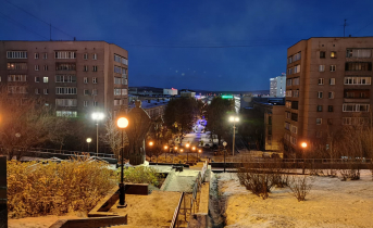 Северянам порекомендовали меньше выходить на улицу Мурманск