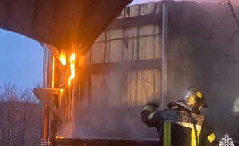 В Мурманске ночью сгорели два дома Пожар