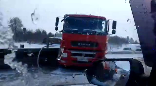Последствия серьезной аварии в Мурманске попали на видео ДТП
