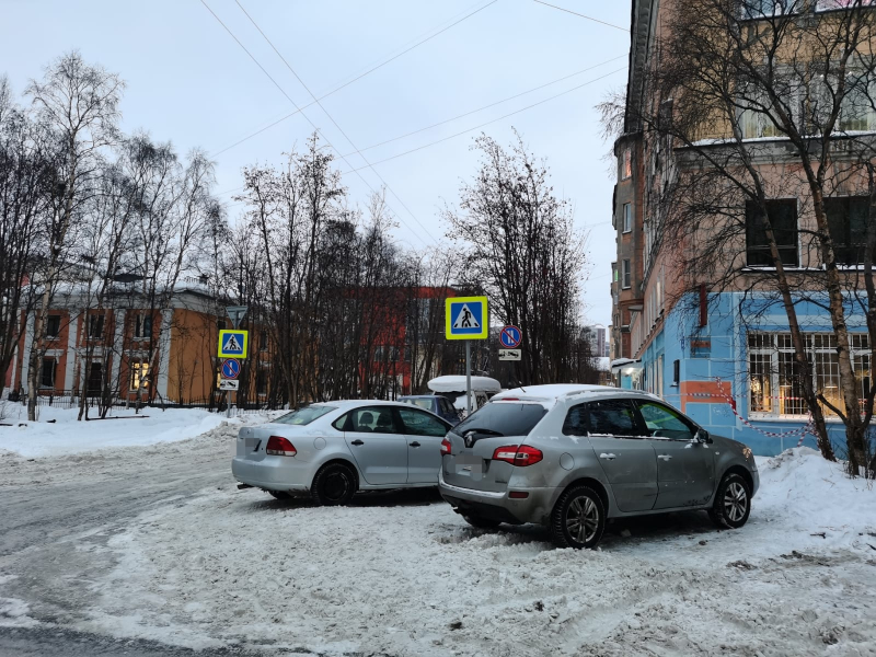 Наглые водители надоели мурманчанам Автомобили