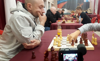 В честь горняков играли в шахматы в Заполярном В честь горняков играли в шахматы в Заполярном