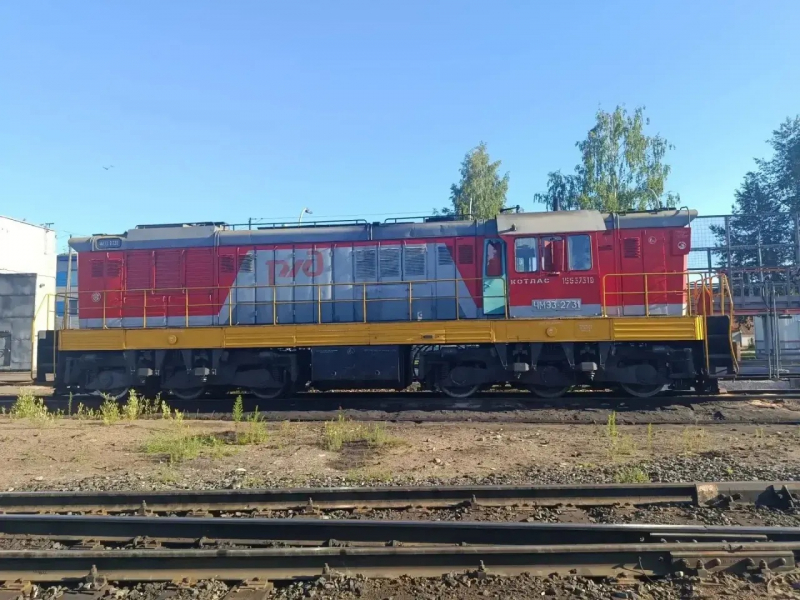 Локомотив