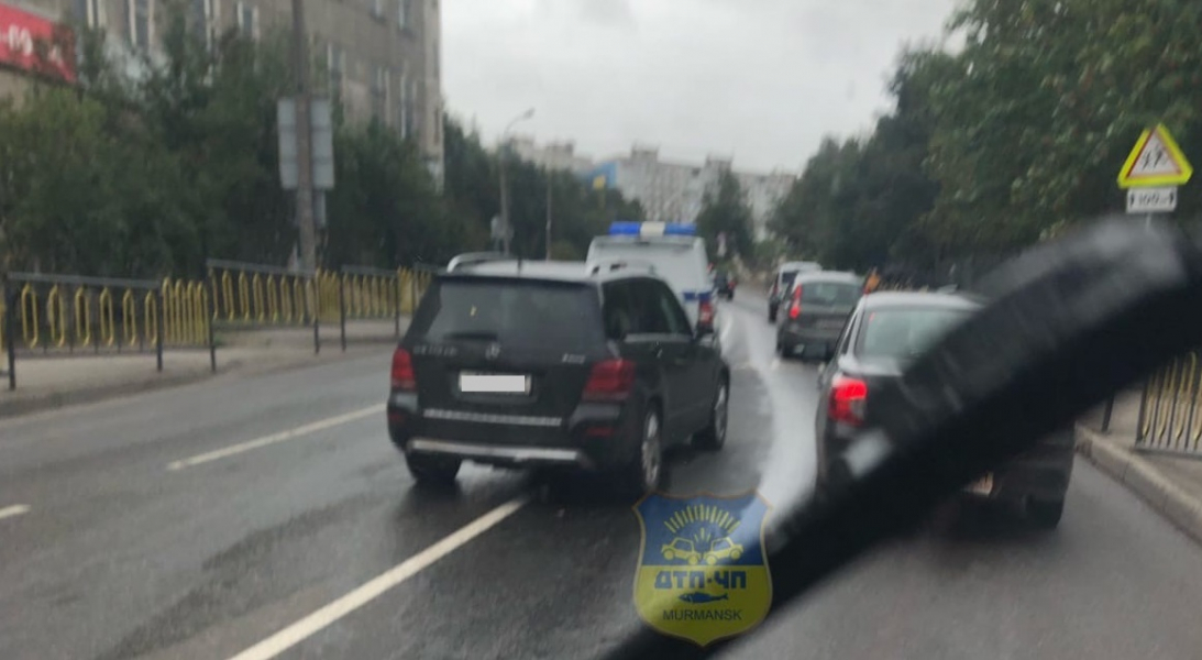 У кинотеатра «Мурманск» произошло ДТП ДТП
