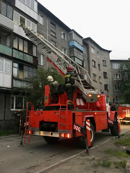 Люди пострадали в Мурманске Пожарная машина