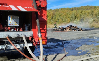 Открытое возгорание ликвидировали в Мурманской области пожар