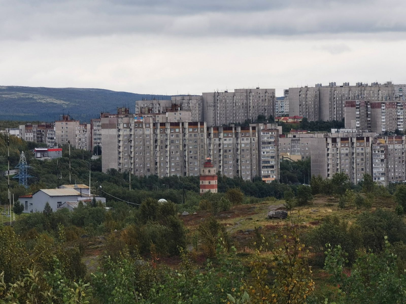 Стала известна стоимость самой дорогой квартиры в Мурманске Дома