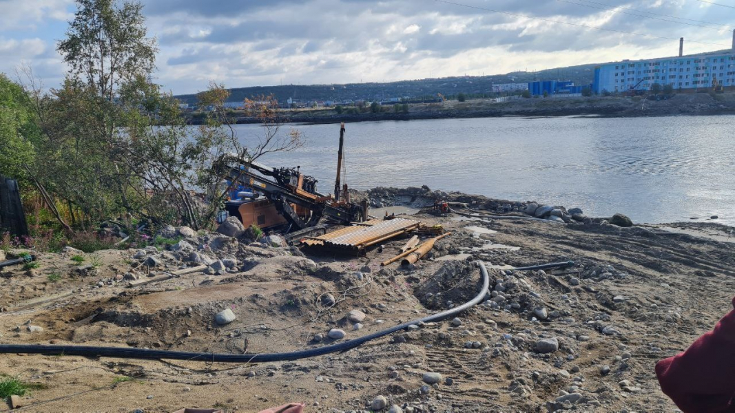 Строительство 17 километрового водовода подходит к концу в Заполярье Стройка