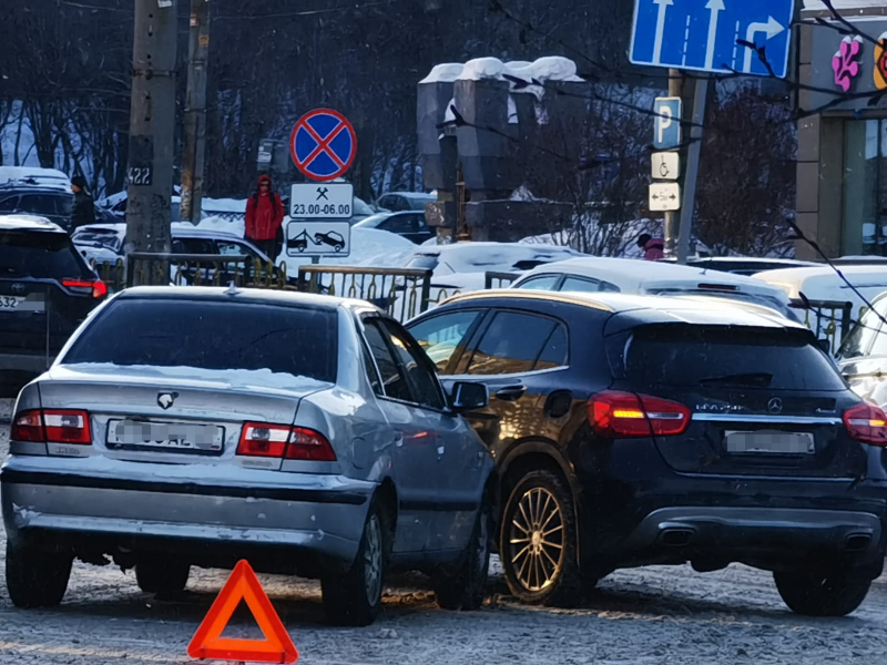Последствия аварии в центре Мурманска попали на видео ДТП