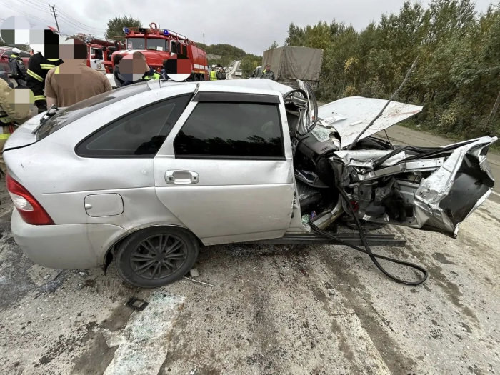 Пассажирка погибла в аварии в Мурманской области