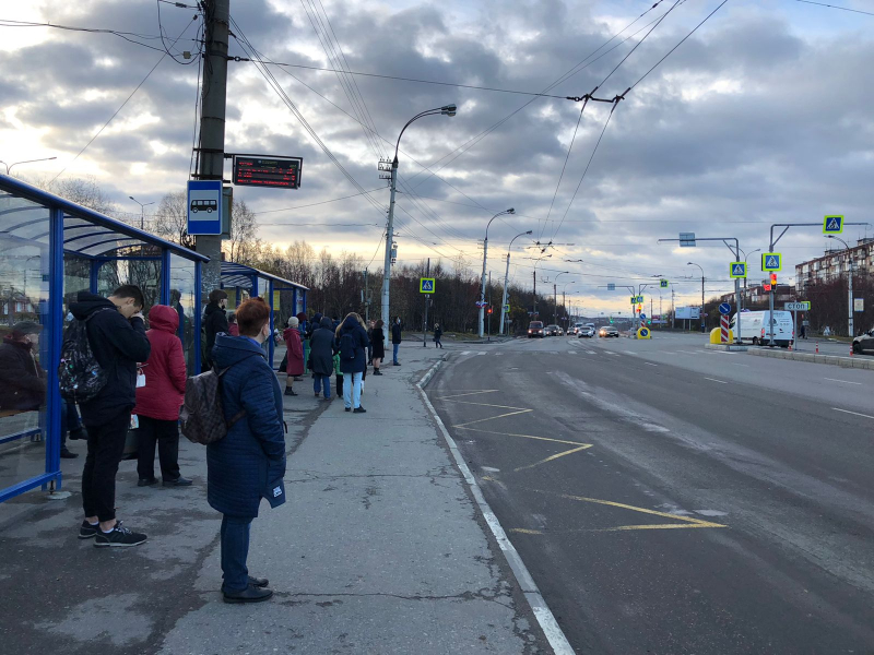 Из-за ночного ДТП в Мурманске Первомайский округ остался без троллейбусов ДТП