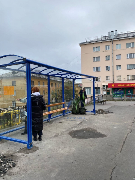 В центре Мурманска появилась новая остановка Остановка