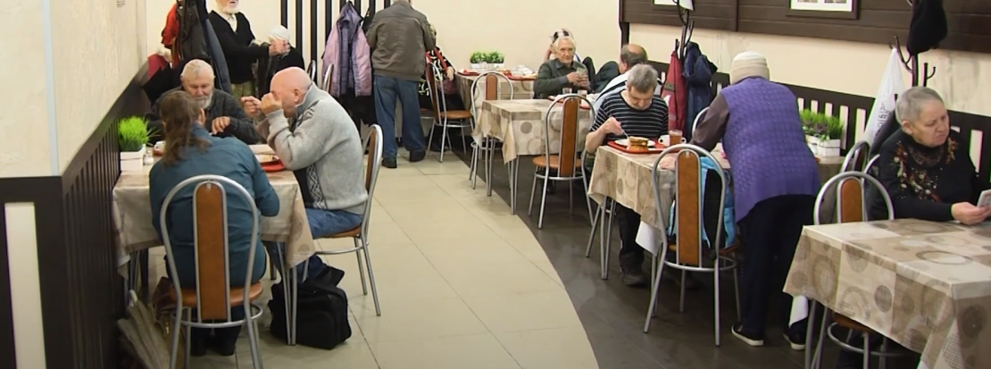 Социальная столовая в Мурманске закрылась Мурманск