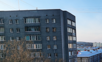 Преступник заставил мужчину продать квартиру в Мурманской области Квартира