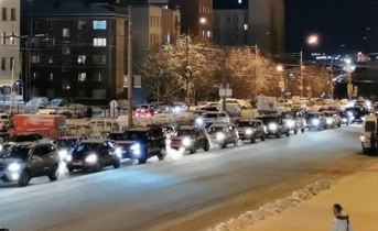 Водители встали в километровой пробке в Мурманске Пробка