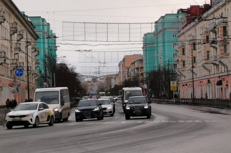 Российским водителям права продлили на 3 года Автомобили