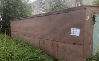 В Мурманске ищут владельца брошенного гаража В Мурманске ищут владельца брошенного гаража