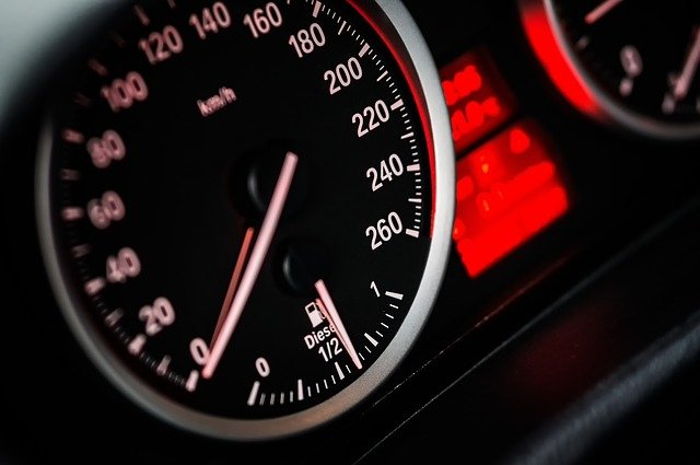 В Мурманской области автомобиль вылетел в кювет Автомобиль