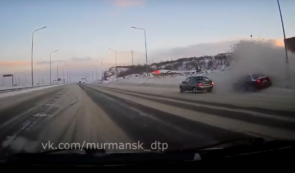 Мурманский водитель чудом избежал ДТП ДТП