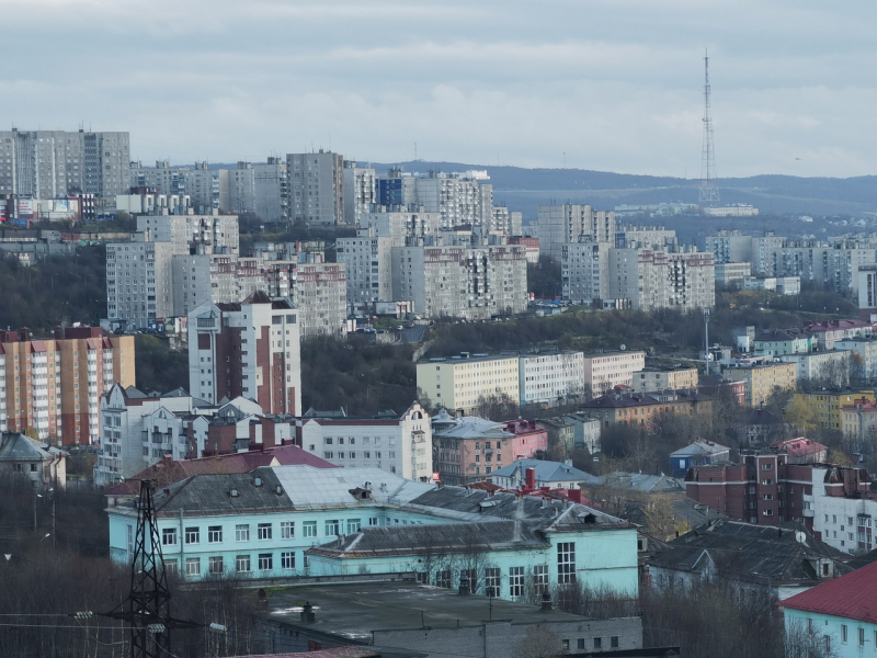 Зарплаты у заполярных учителей одна из самых высоких в стране Мурманск