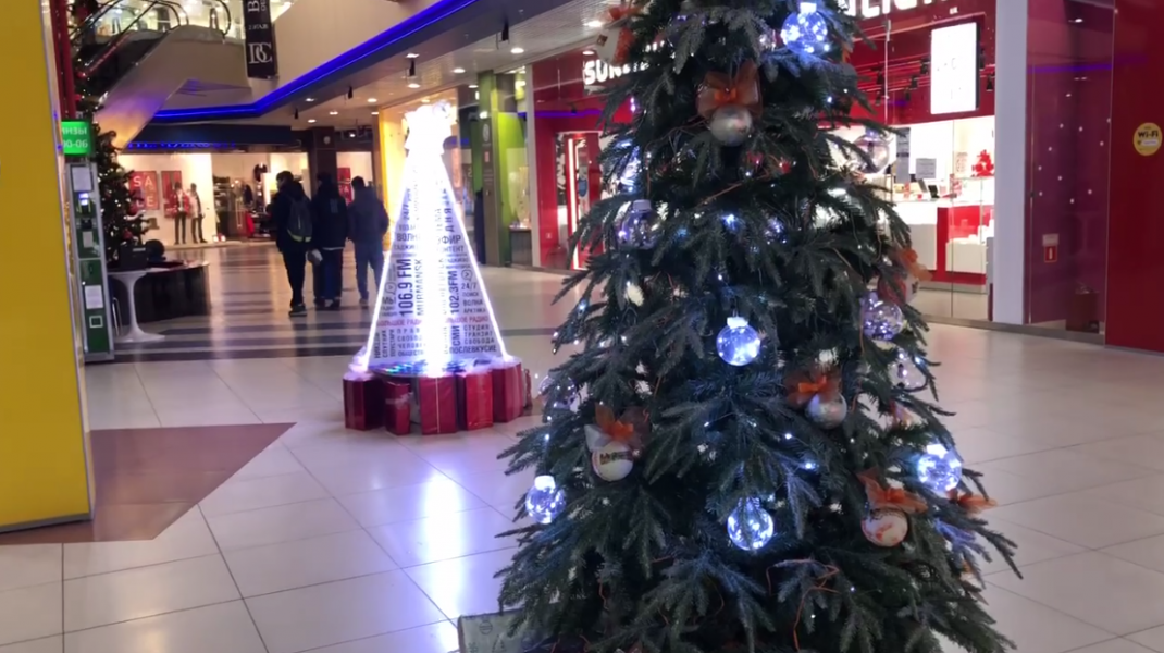 В торговом центре Мурманска появился необычный музей Елки