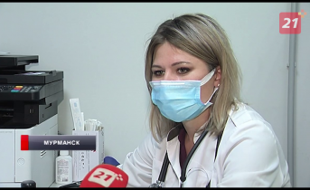 Пункты вакцинации развернули в торговых центрах Мурманска Врач