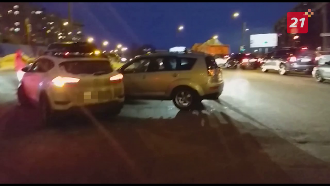 Серия аварий произошла в Мурманске Авария