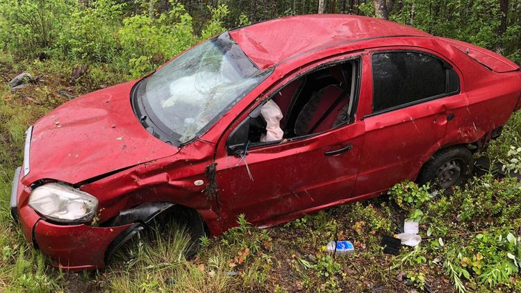 В аварии в Мурманской области пострадал человек Машина