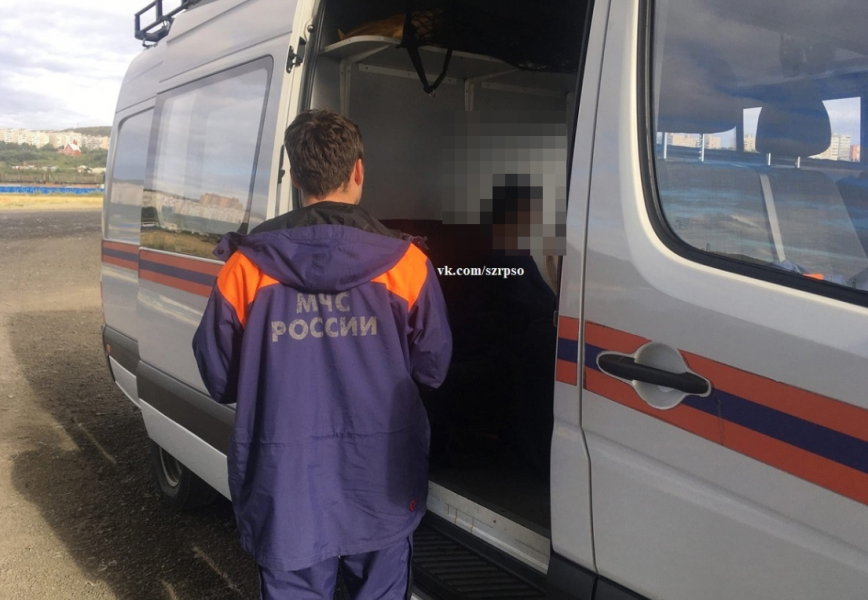 С Кольского моста в Мурманске упала женщина Спасатели